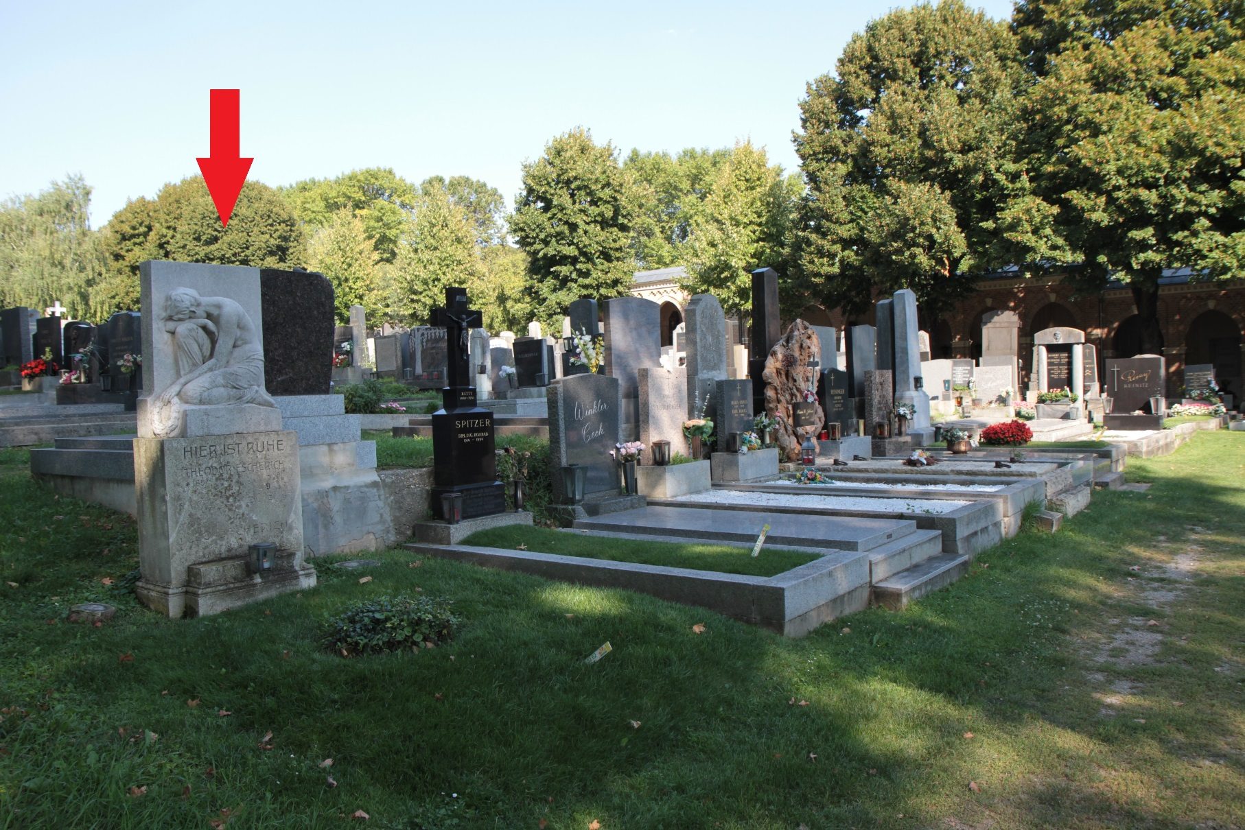 Theodor Escherich's tomb, Vienna - 01.JPG